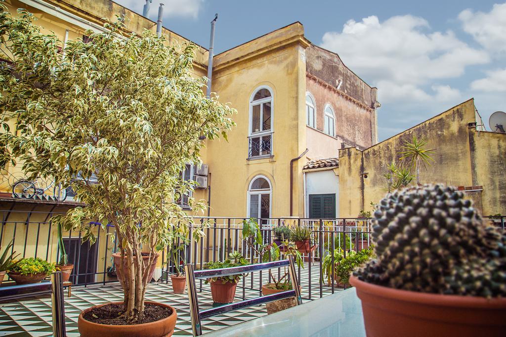 Palazzo Trinacria Apartment Palermo Luaran gambar
